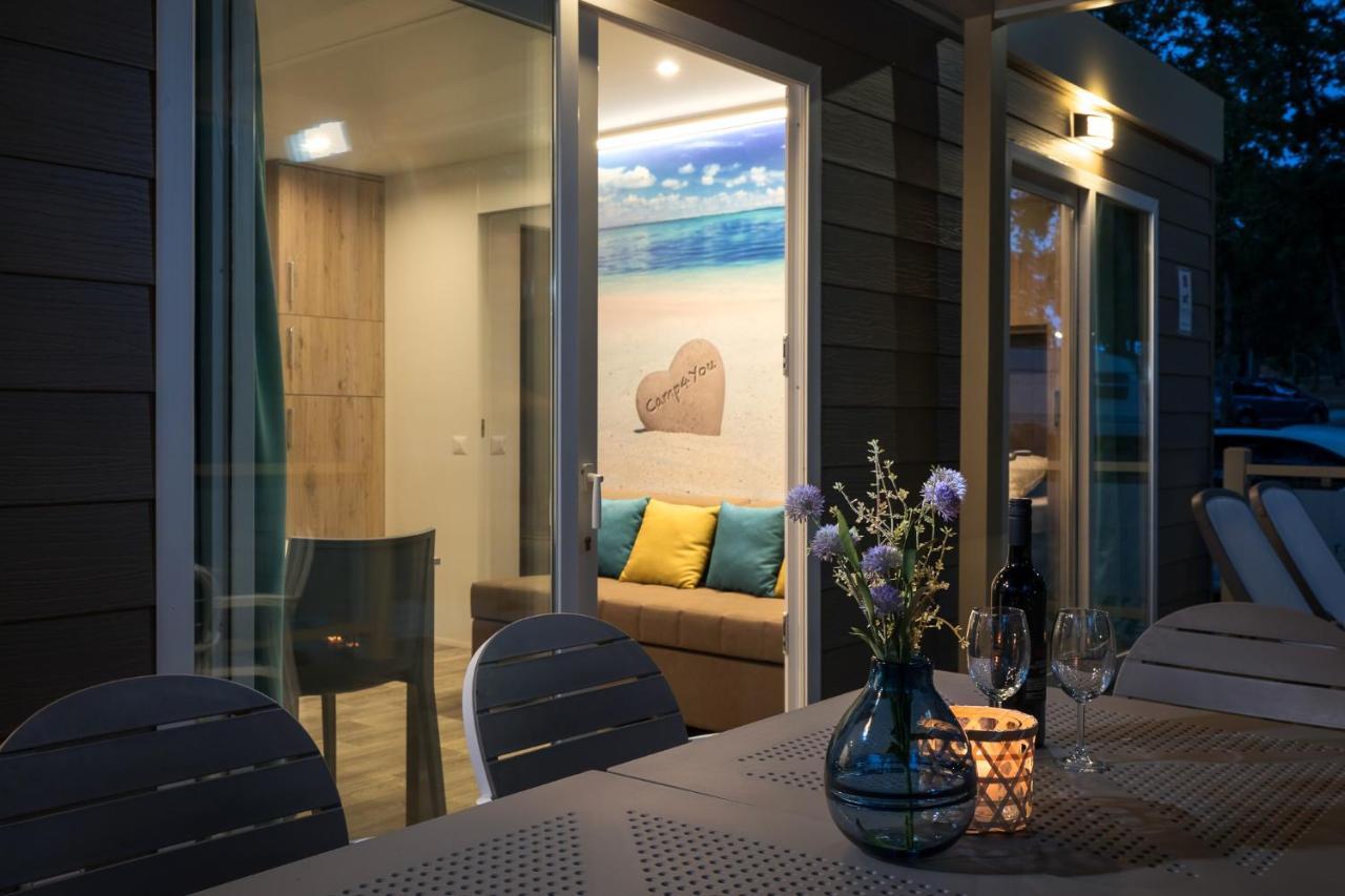 Mobile Homes Premium Relax Park Umag By Camp4You Karigador Εξωτερικό φωτογραφία